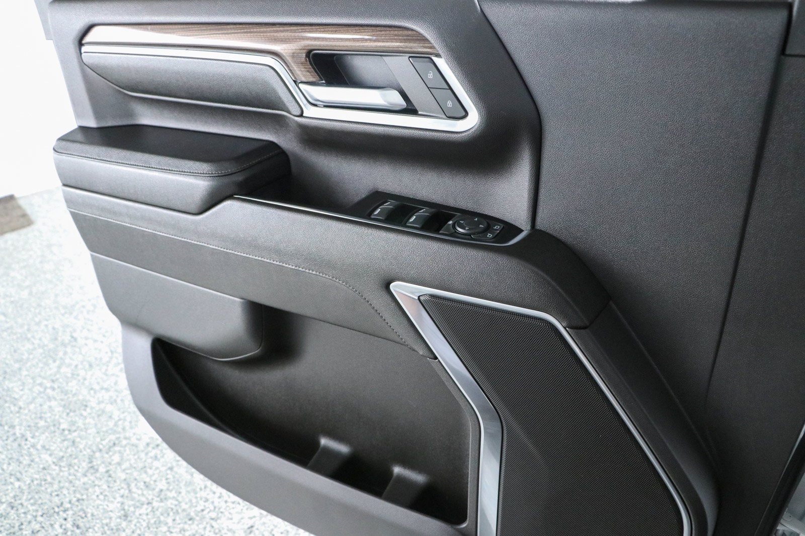 2024 Chevrolet Silverado 2500HD LT - Photo 23