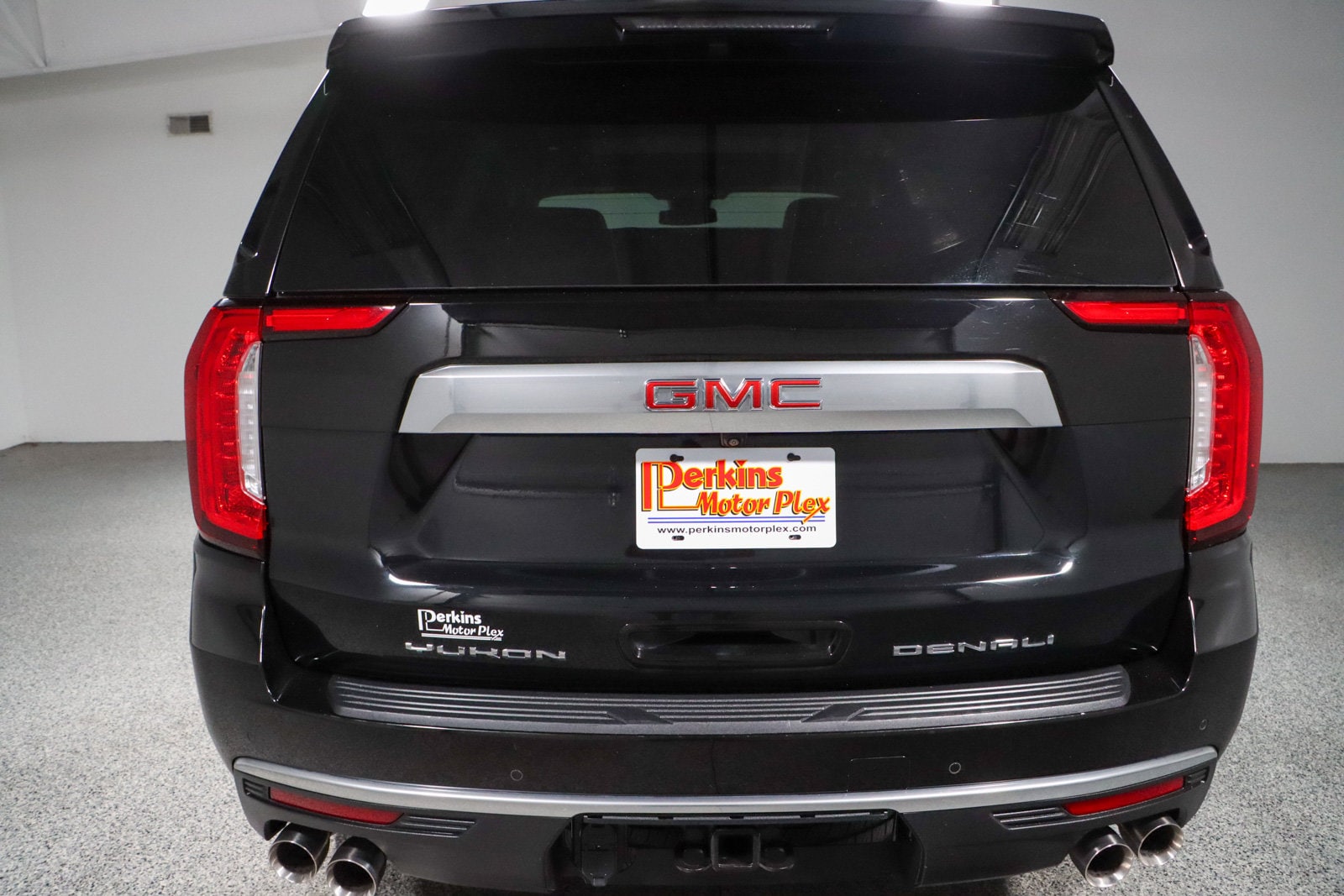 2023 GMC Yukon Denali - Photo 8