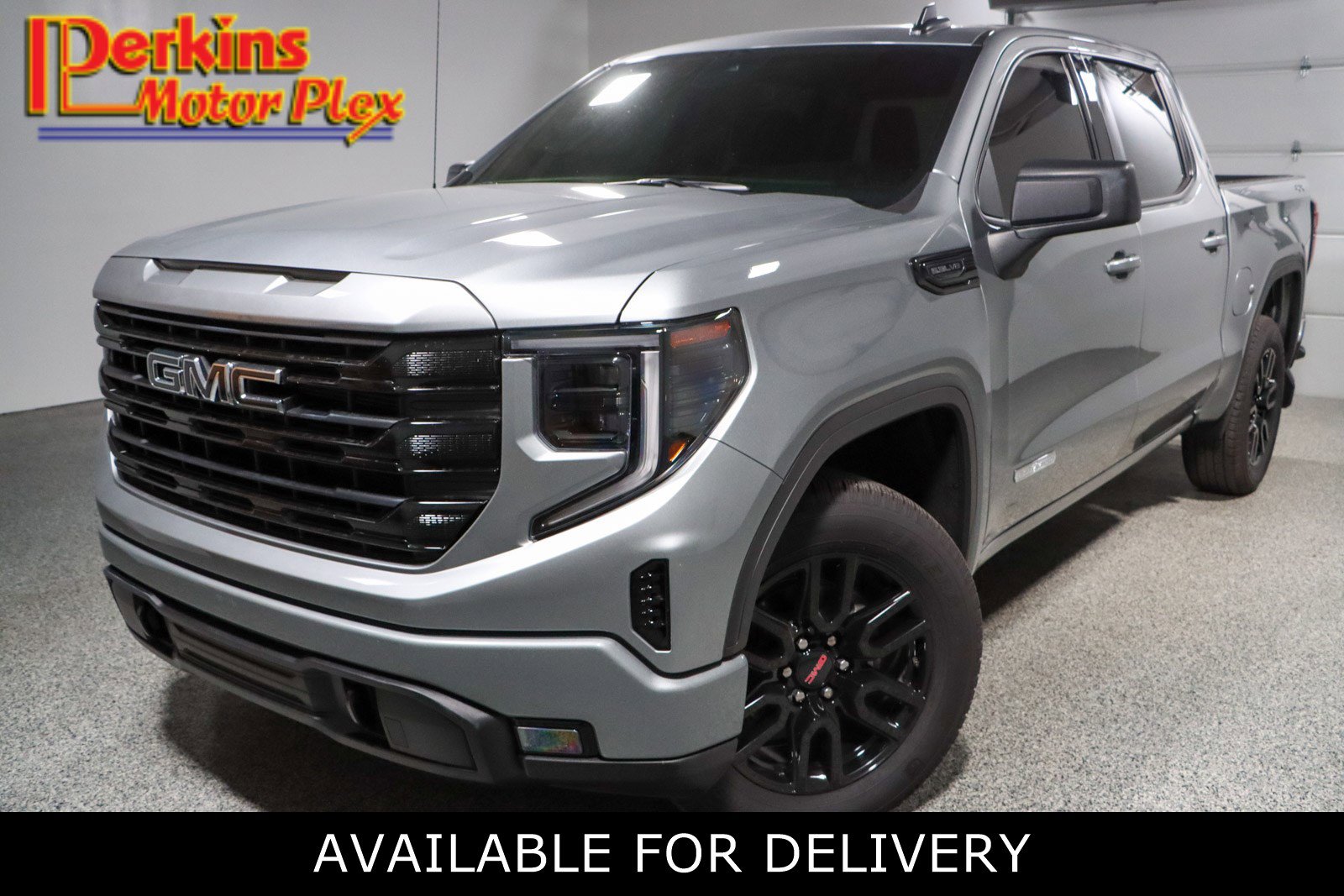 2026 GMC Sierra 4WD Crew Cab Short Box Elevation's photo