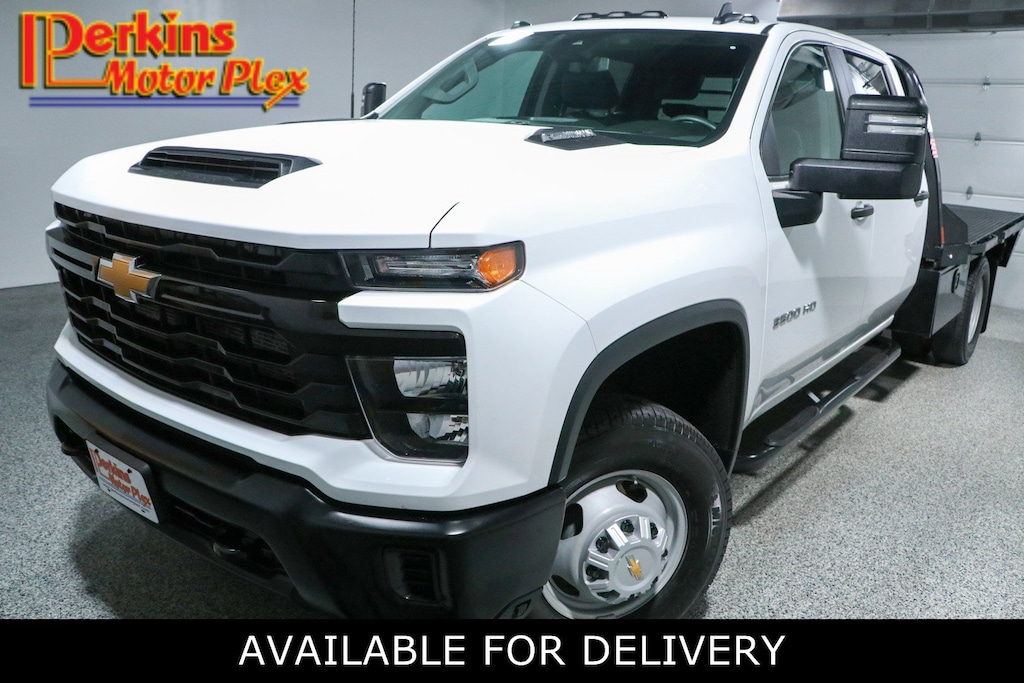 Used 2025 Chevrolet Silverado 3500HD 4X4 FLATBED Truck Crew Cab