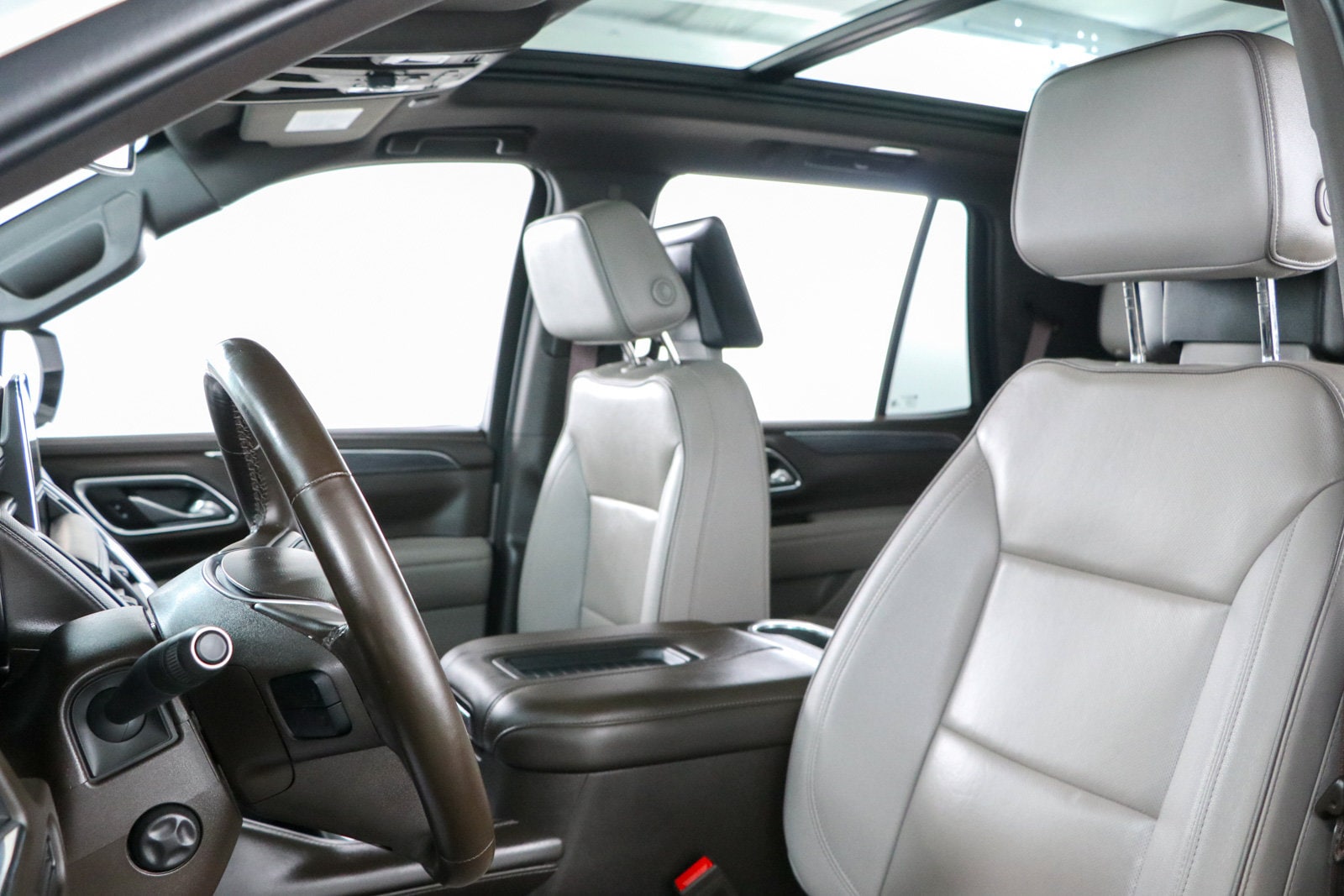 2023 GMC Yukon SLT - Photo 28