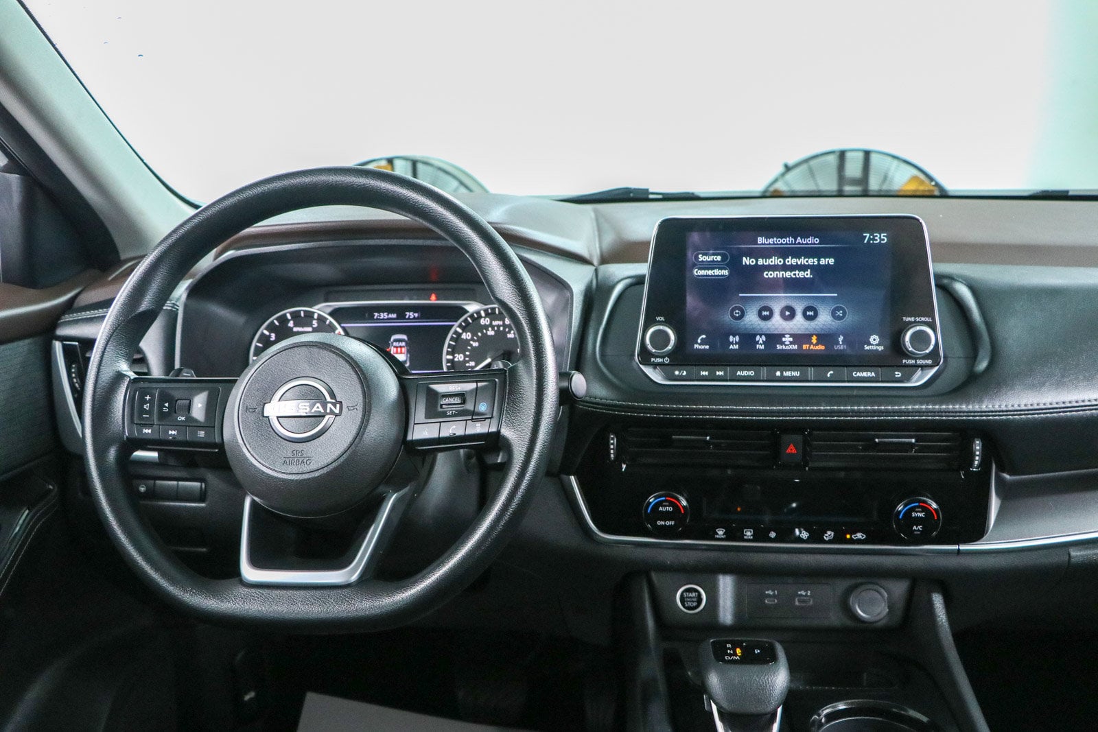 2023 Nissan Rogue SV - Photo 17