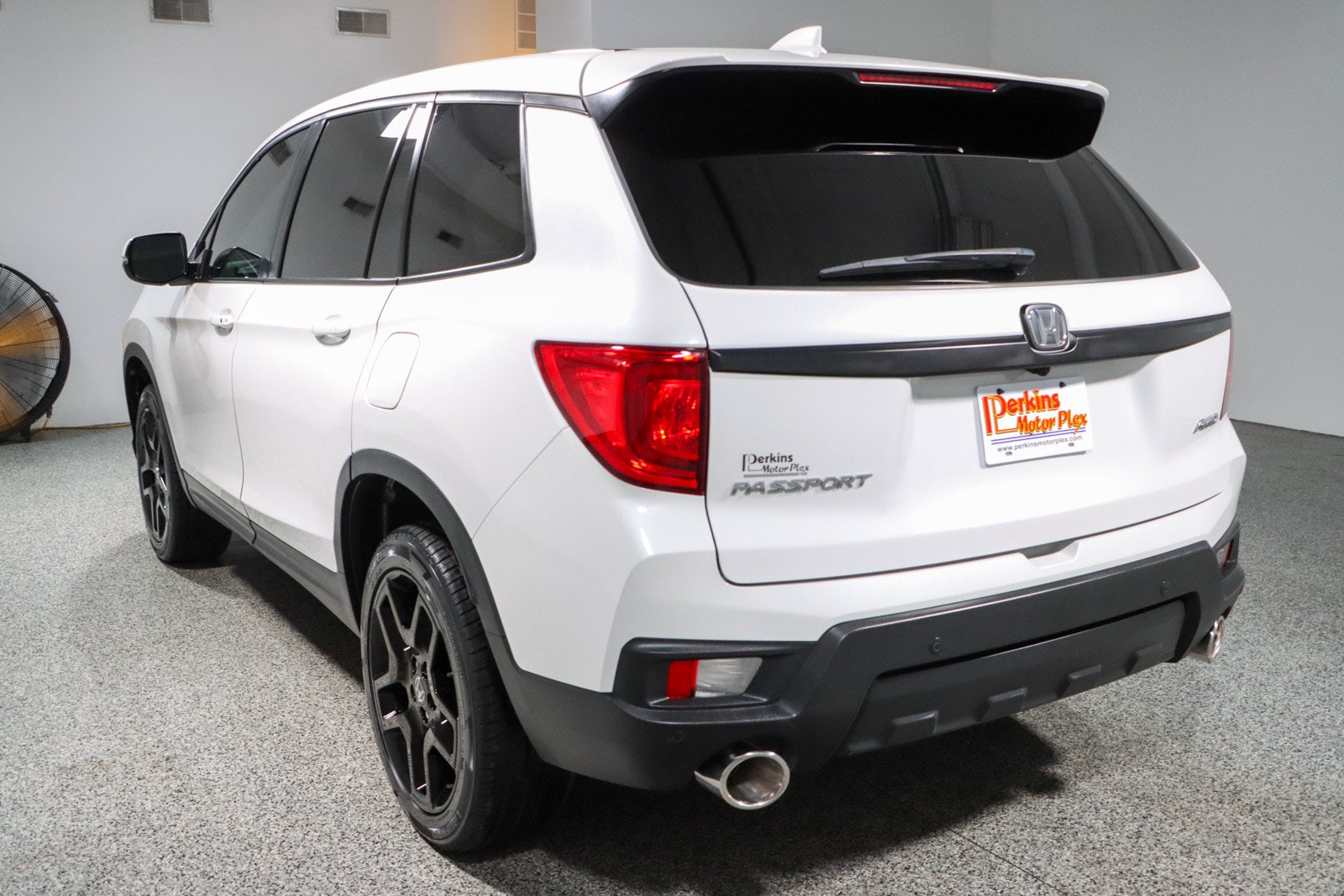 2023 Honda Passport EX-L - Photo 9