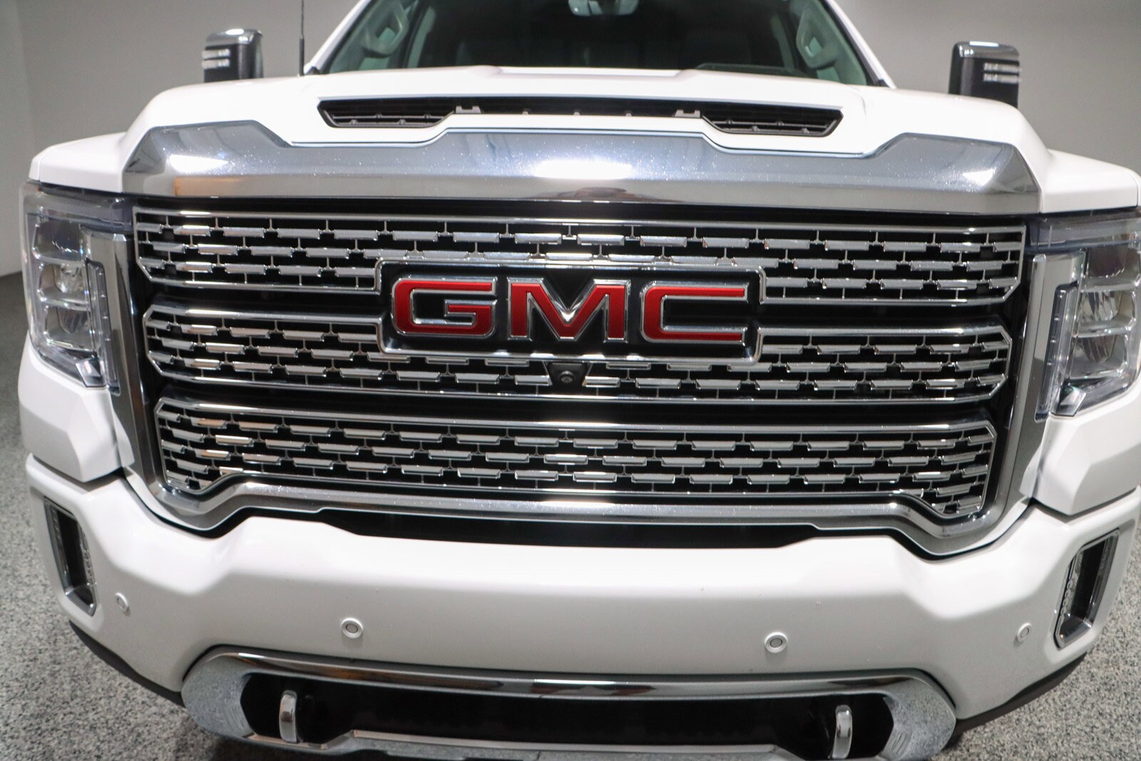 2023 Gmc Sierra HD Denali photo 3