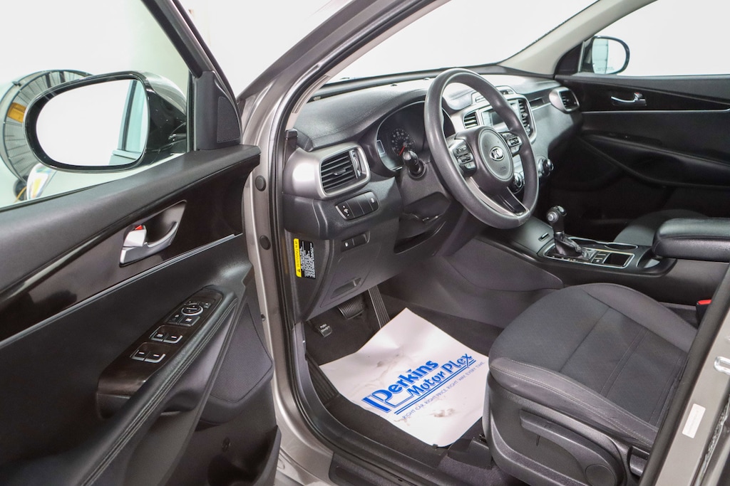 Used 2017 Kia Sorento L SUV