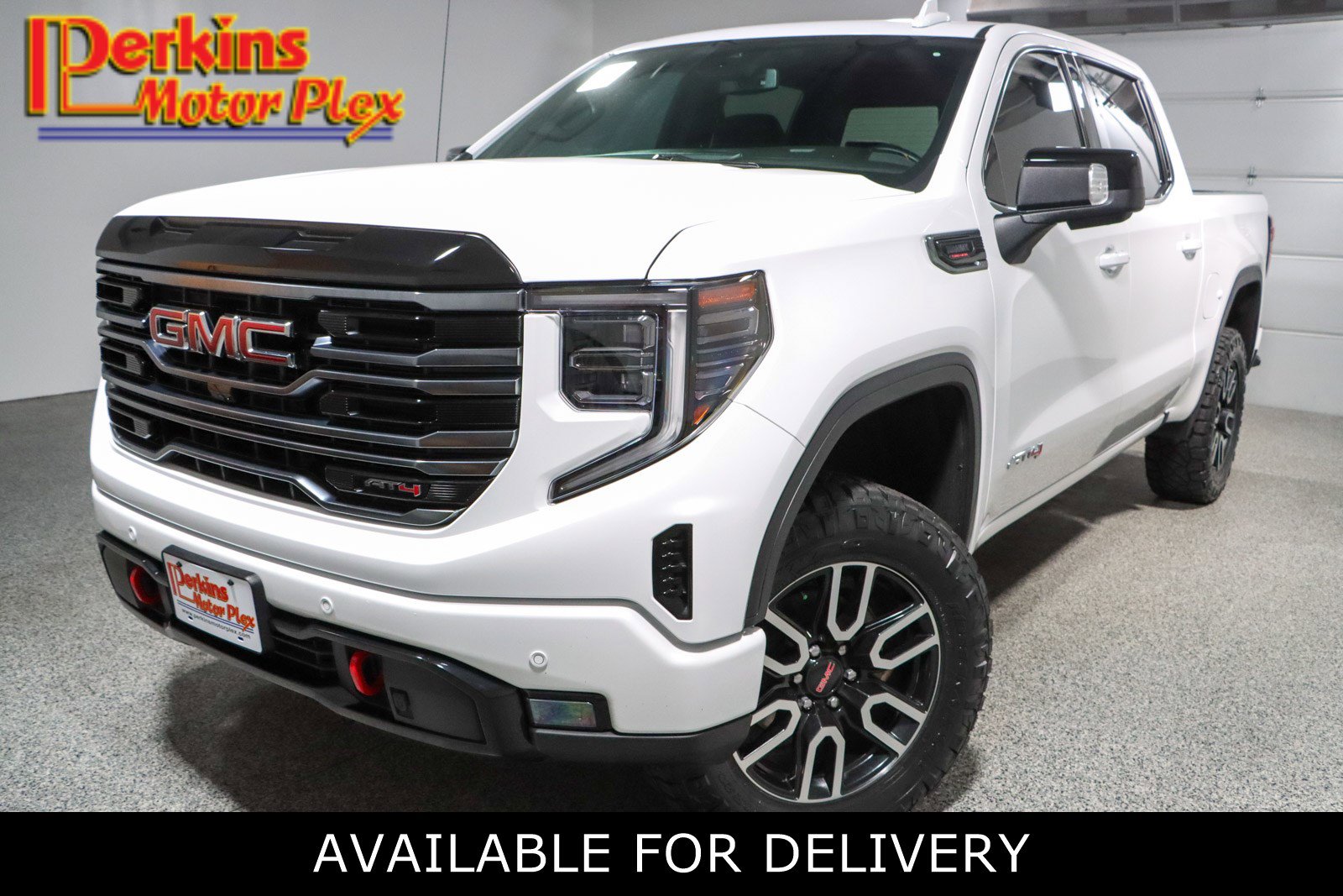 2025 GMC Sierra AT4 4WD Crew Cab Short Box's photo
