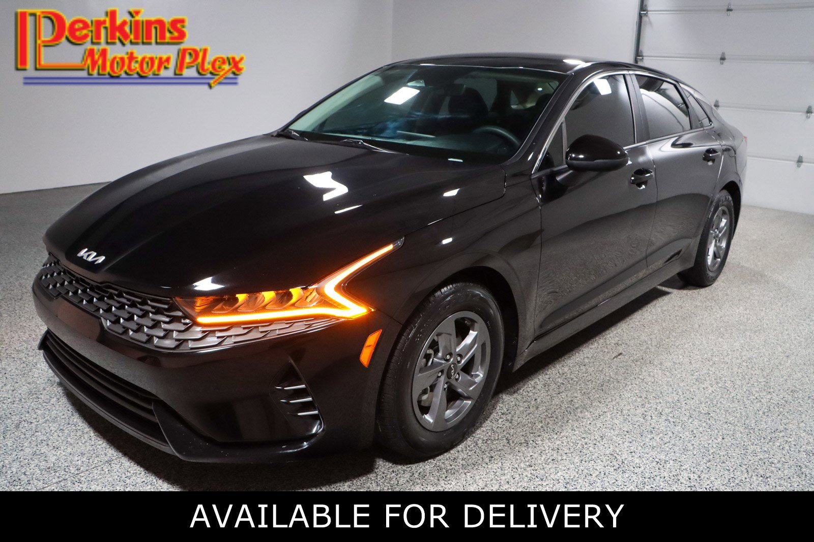 2023 Kia K5 LXS's photo