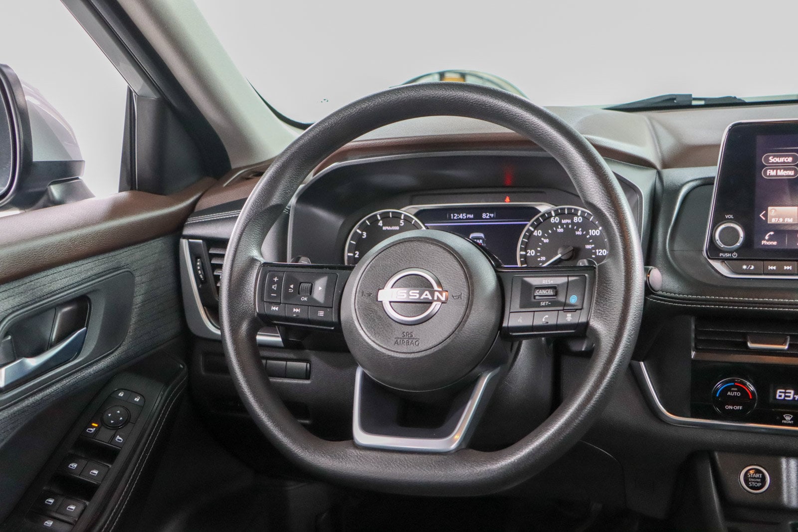 2023 Nissan Rogue SV - Photo 12