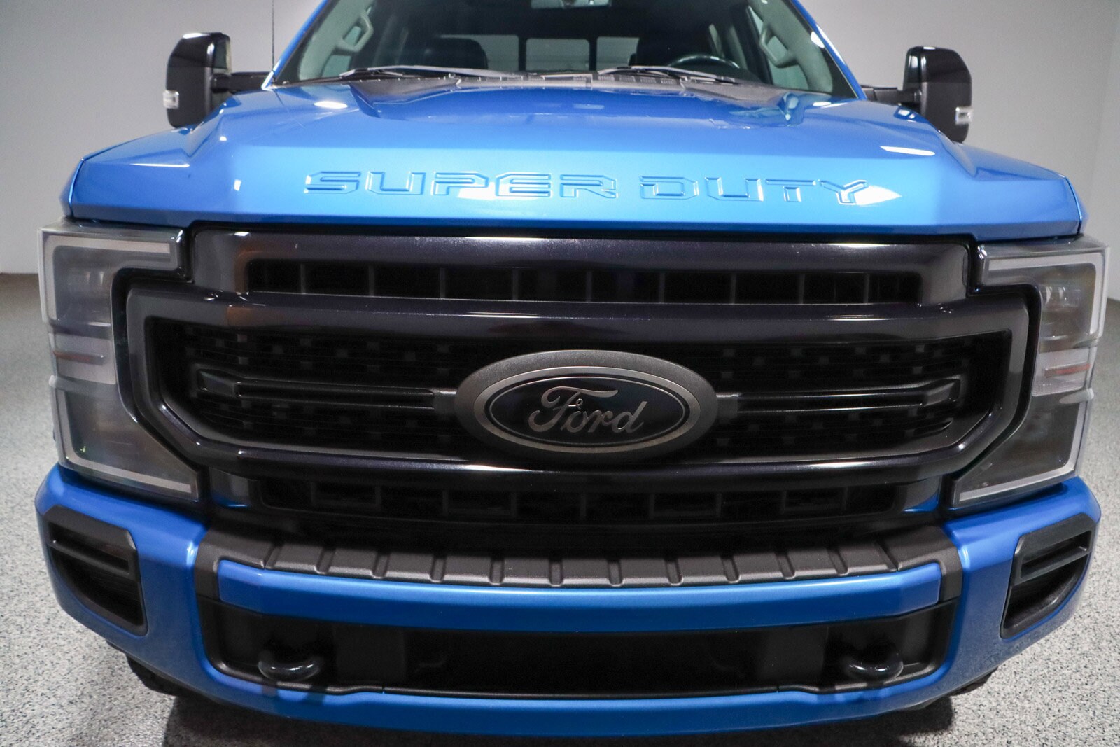 2020 Ford F-250 Lariat Tremor photo 2