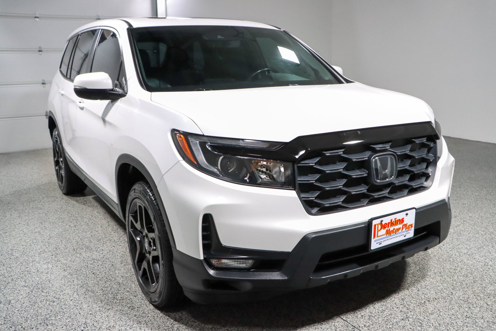 2023 Honda Passport EX-L - Photo 5