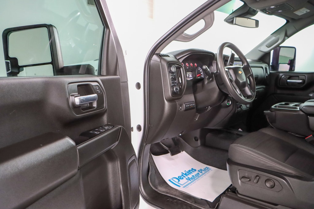 Used 2024 Chevrolet Silverado 2500HD Custom Z71 4X4 Truck Crew Cab