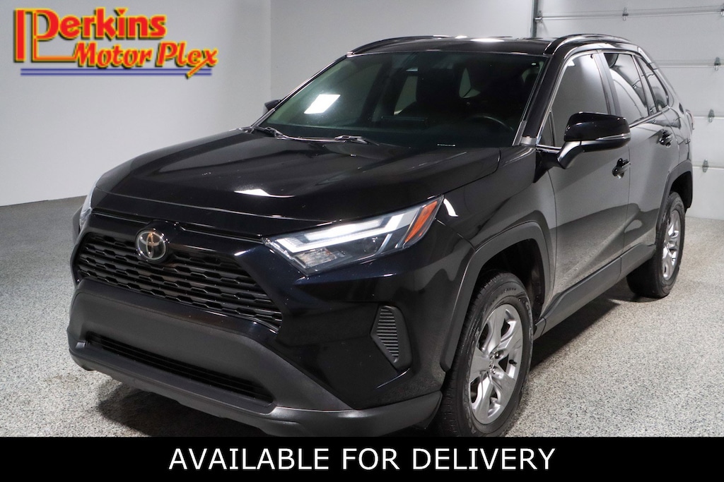 Used 2022 Toyota RAV4 XLE SUV