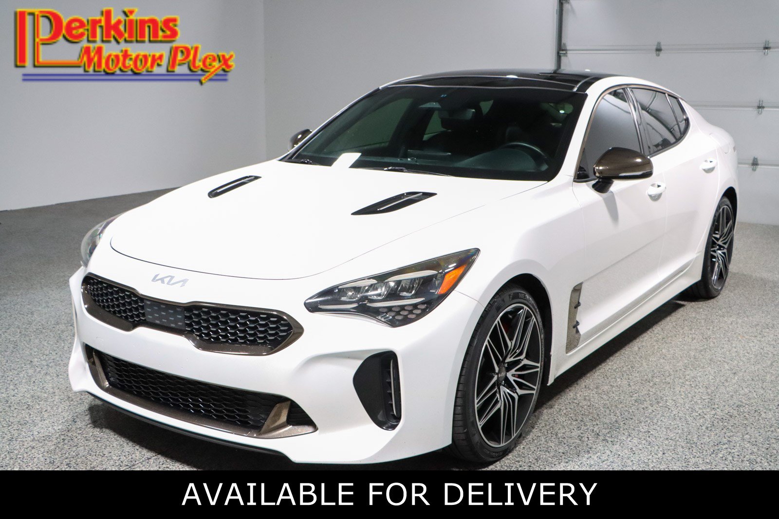 2022 Kia Stinger GT1 AWD's photo