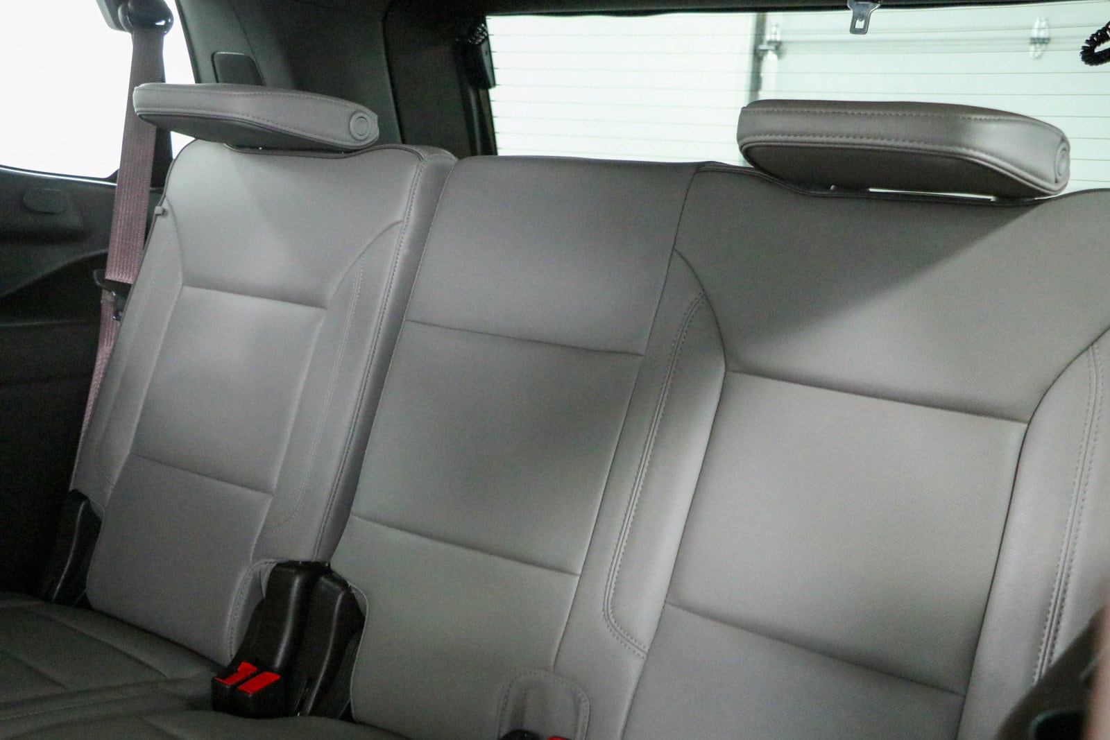 2023 GMC Yukon SLT - Photo 30