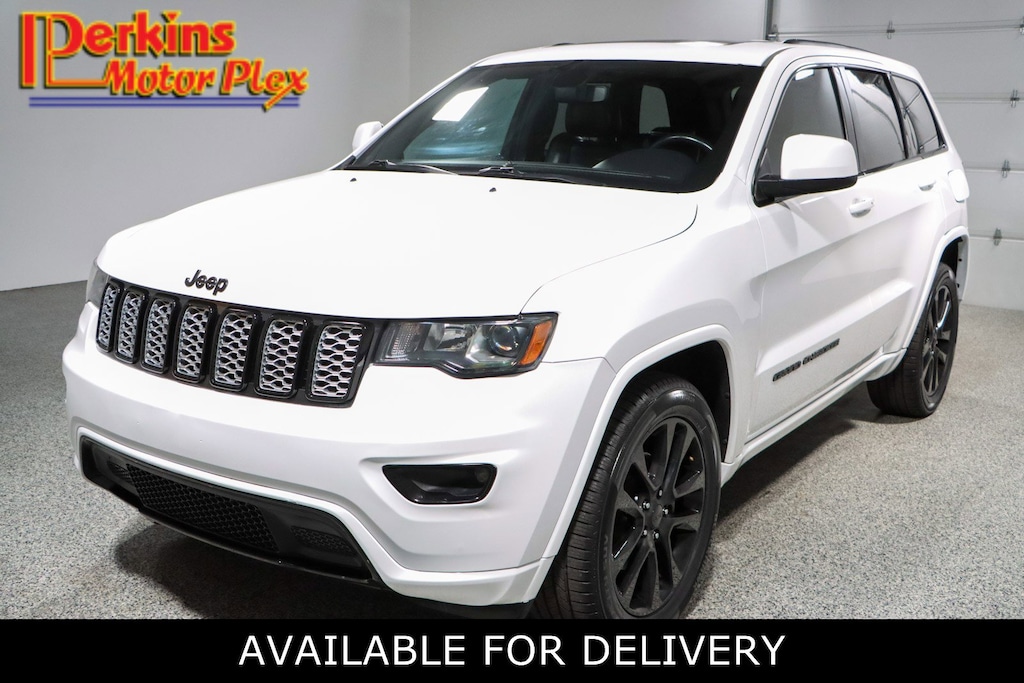 Used 2018 Jeep Grand Cherokee Altitude SUV