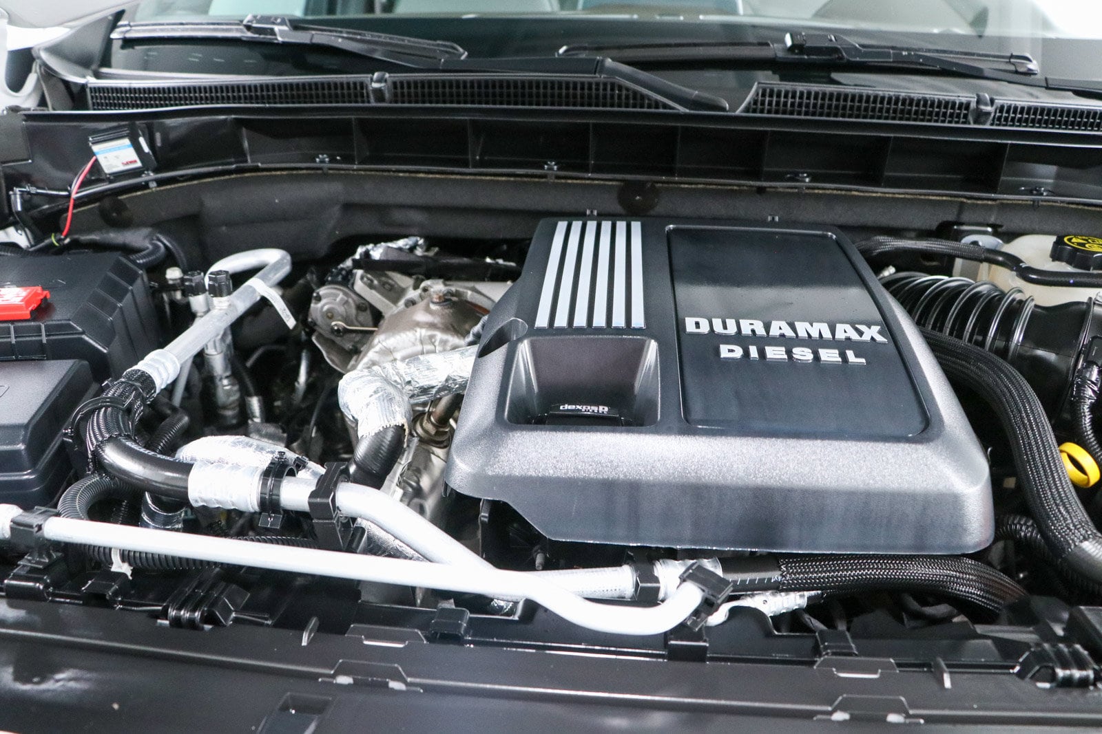 2023 GMC Yukon SLT - Photo 37