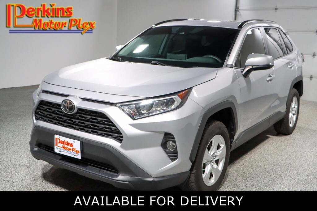 Used 2021 Toyota RAV4 XLE AWD SUV