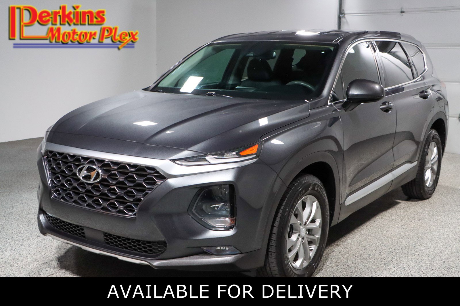 2020 Hyundai Santa Fe SEL 2.4's photo