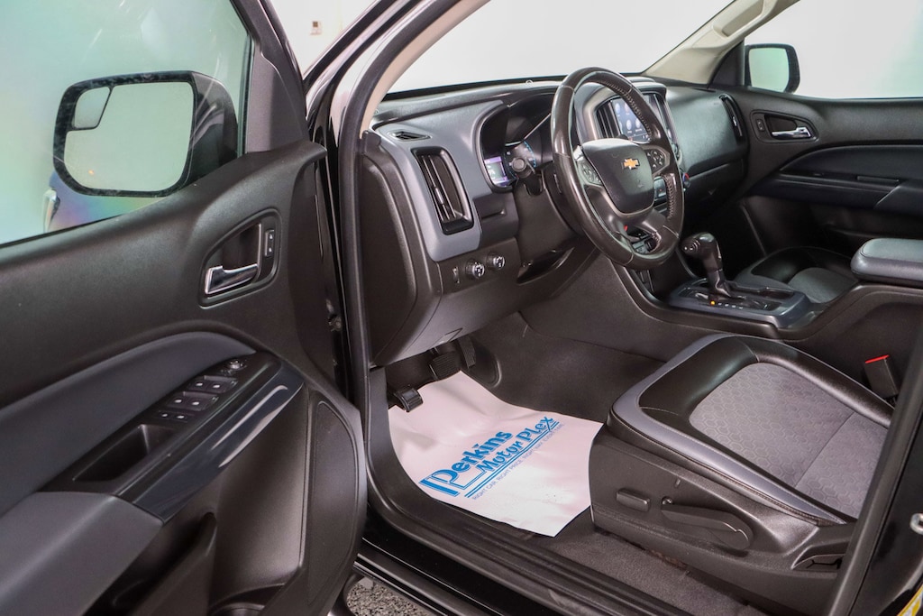 Used 2019 Chevrolet Colorado Z71 4X4 Truck Crew Cab