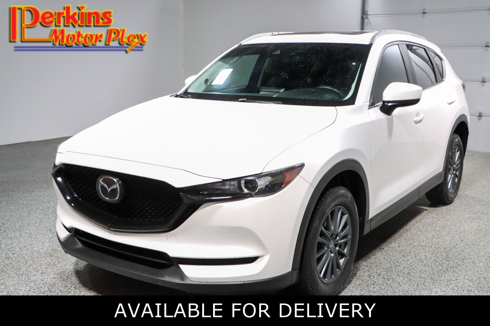2019 Mazda CX-5 Touring Auto's photo