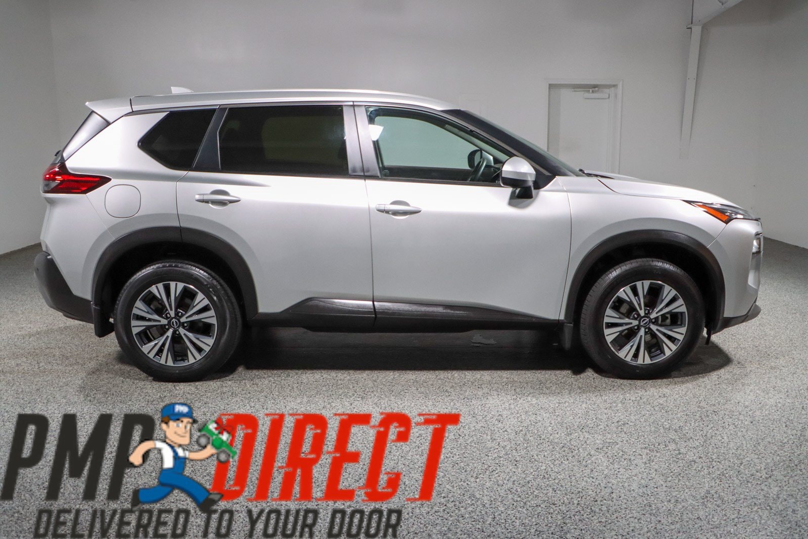 2023 Nissan Rogue SV - Photo 6