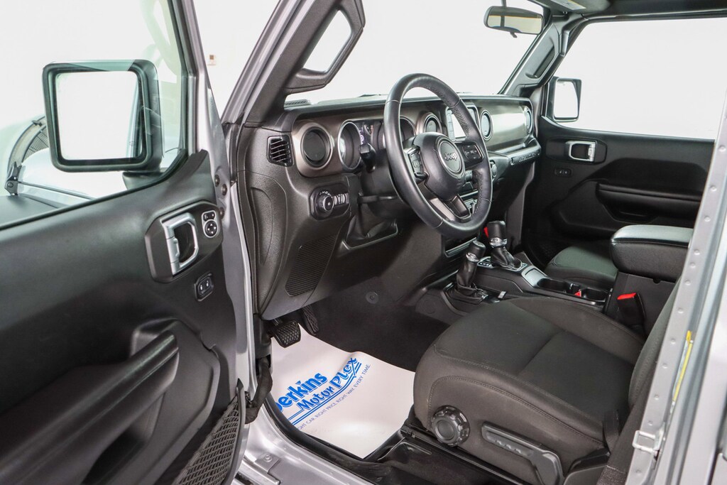 Used 2018 Jeep Wrangler Unlimited Sport S 4X4 SUV