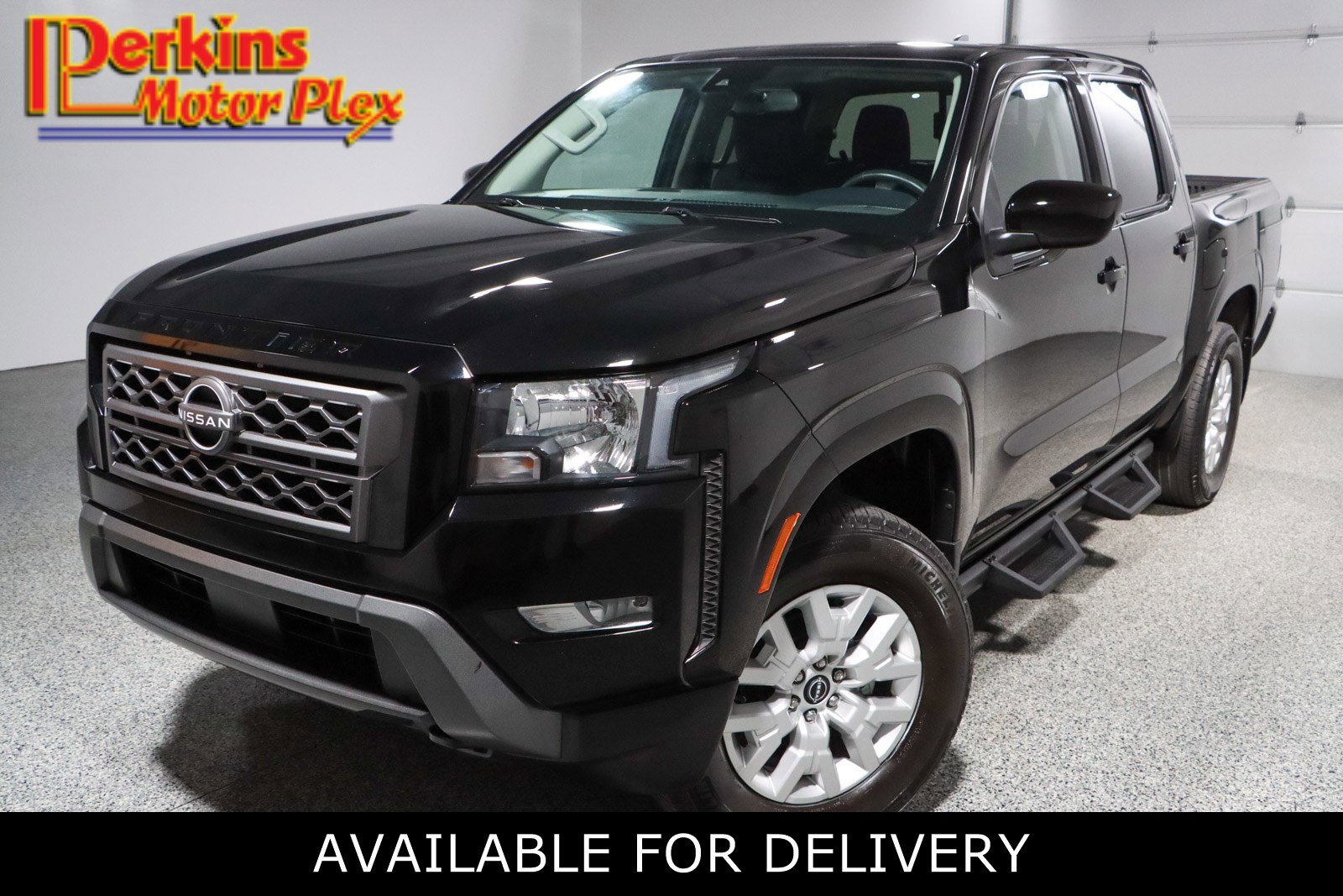 2023 Nissan Frontier SV Crew Cab 4X4 SWB's photo