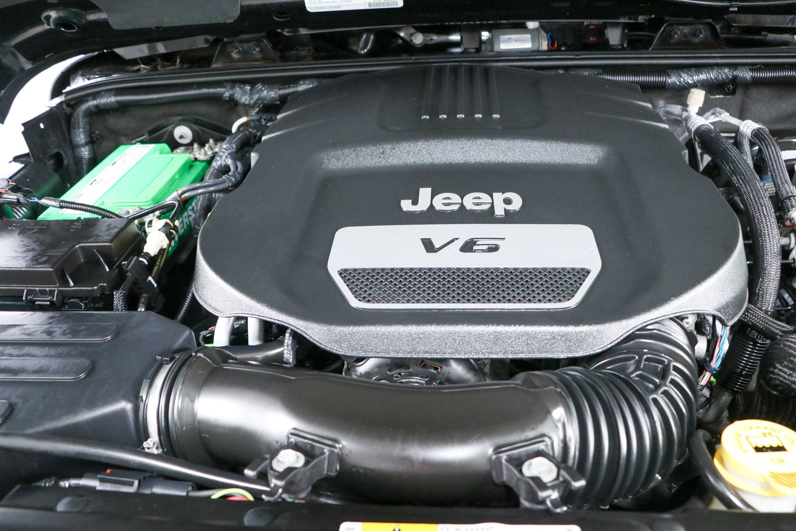 2016 Jeep Wrangler Unlimited Sahara - Photo 28