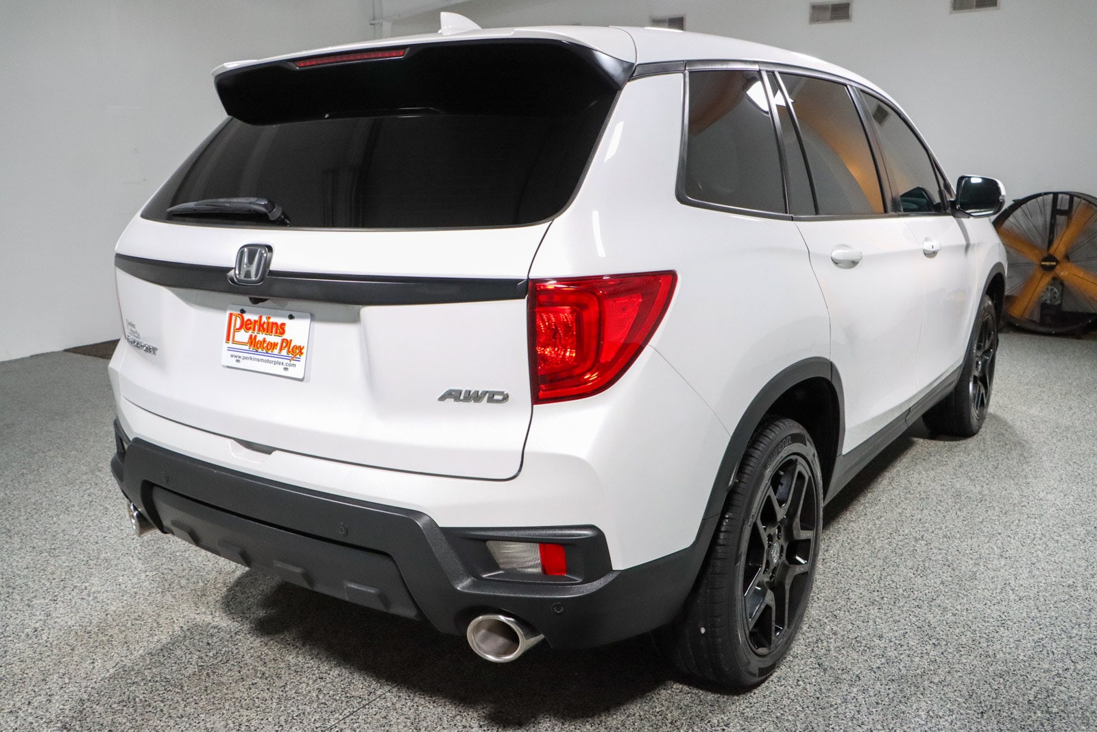 2023 Honda Passport EX-L - Photo 7