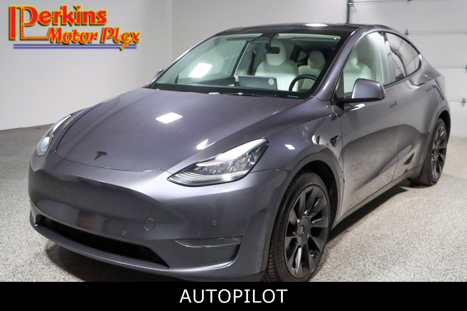 2021 Tesla Model Y Long Range's photo