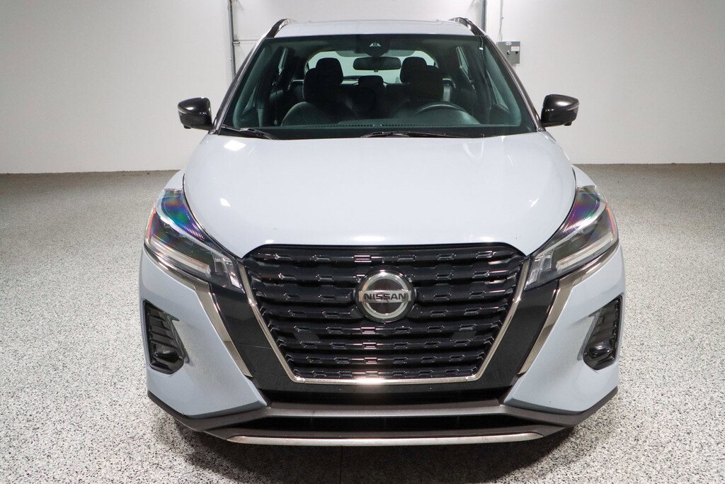 Used 2021 Nissan Kicks SR SUV