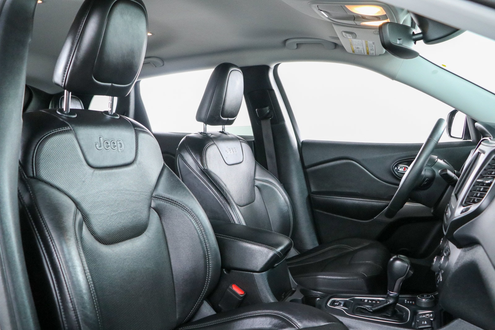 2021 Jeep Cherokee Latitude Lux - Photo 27