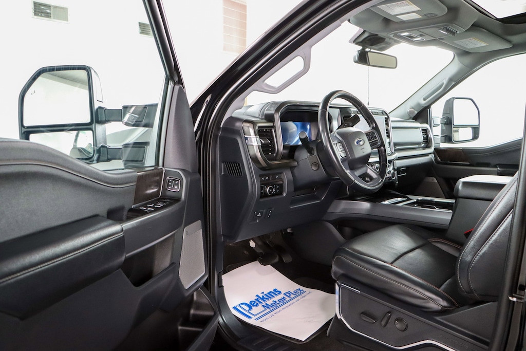 Used 2024 Ford F-250 LARIAT TREMOR 4X4 Truck Crew Cab