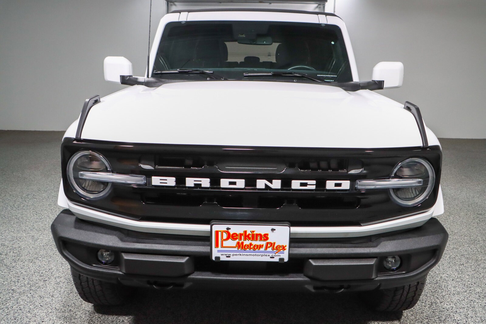 2022 Ford Bronco Outer Banks photo 3