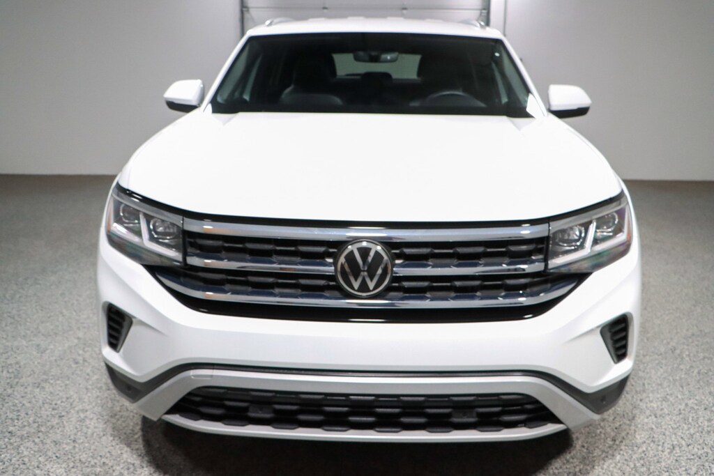 Used 2023 Volkswagen Atlas Cross Sport SE SUV