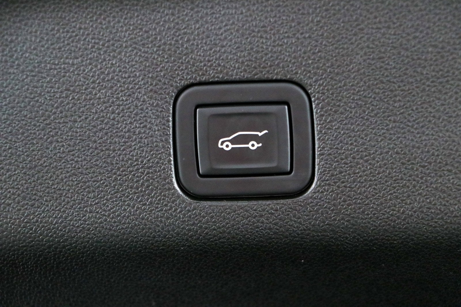 2024 Cadillac Escalade Sport - Photo 36