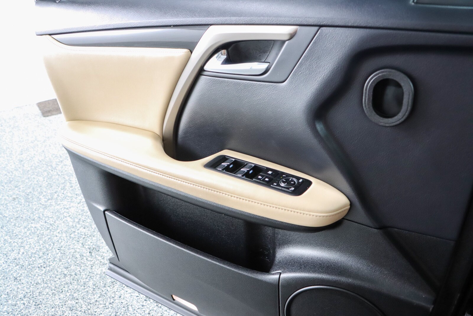 2022 Lexus RX 350 - Photo 19