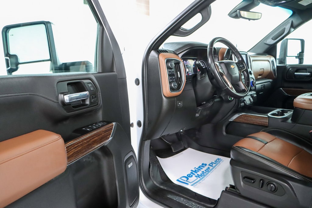 Used 2020 Chevrolet Silverado 2500HD High Country 4X4 Truck Crew Cab