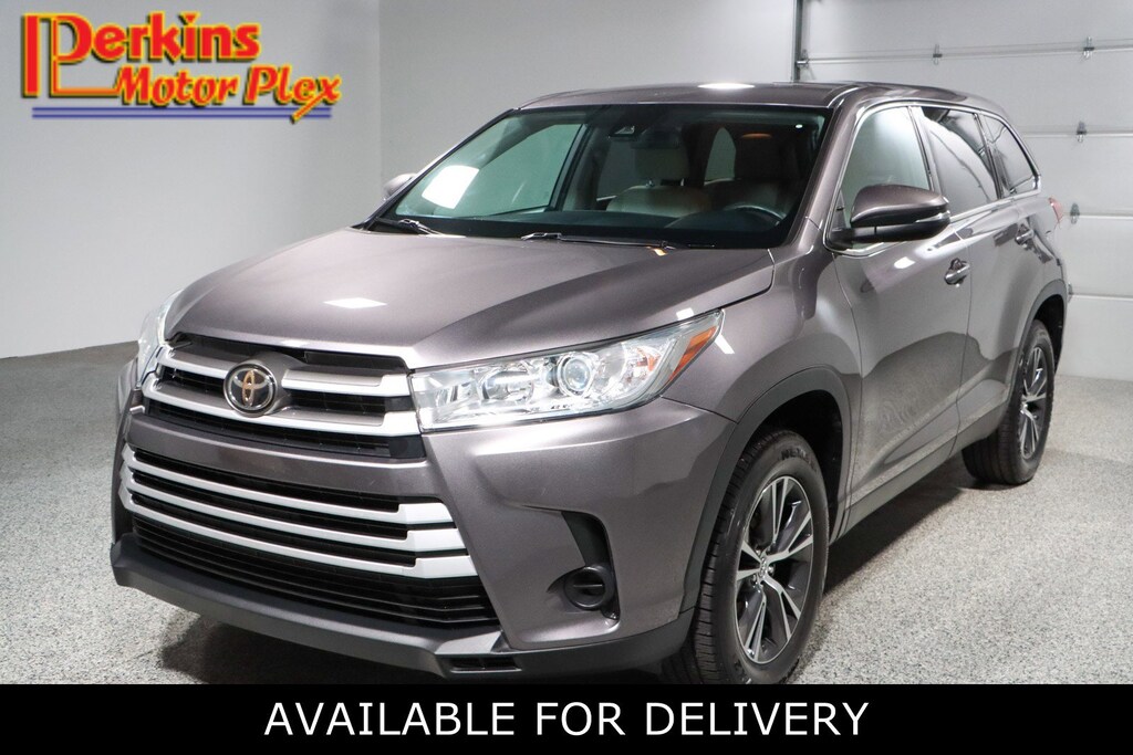 Used 2019 Toyota Highlander LE SUV