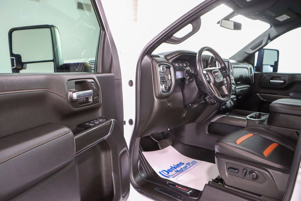 Used 2023 GMC Sierra 2500HD AT4 4X4 Truck Crew Cab