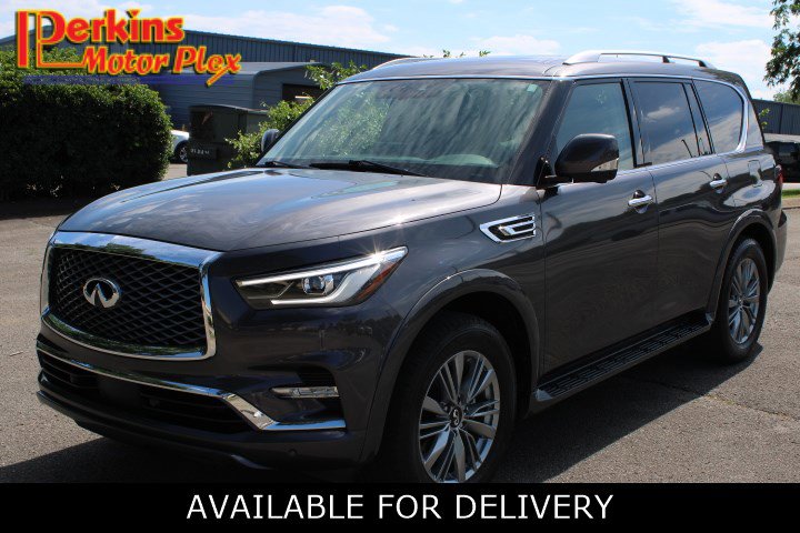 2022 INFINITI QX80's photo