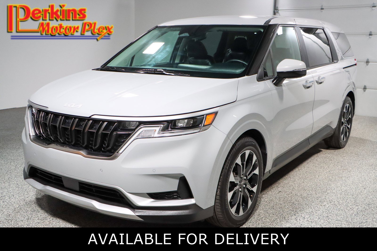 2024 Kia Sedona EX's photo