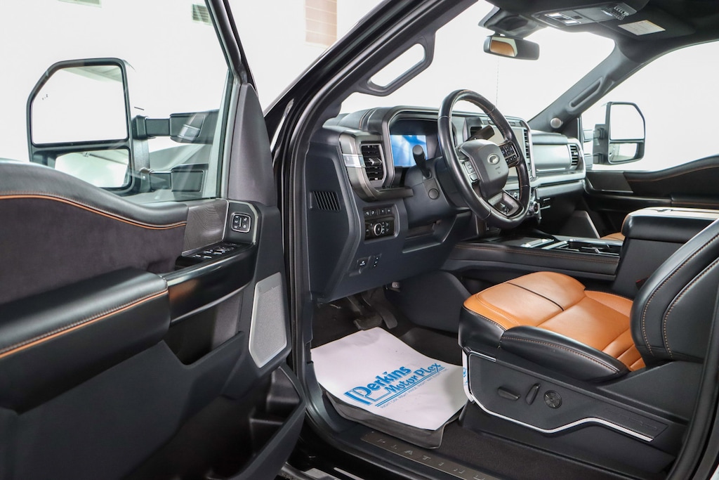 Used 2024 Ford F-250 PLATINUM 4X4 Truck Crew Cab