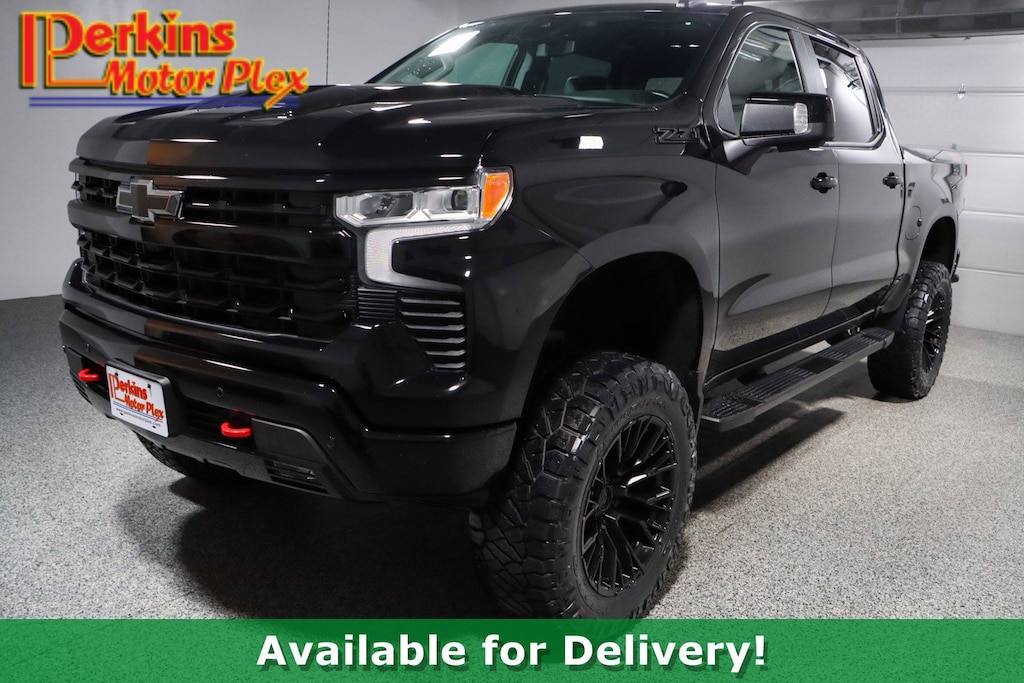 Used 2024 Chevrolet Silverado 1500 LT Trail Boss Z71 4X4 Truck Crew Cab