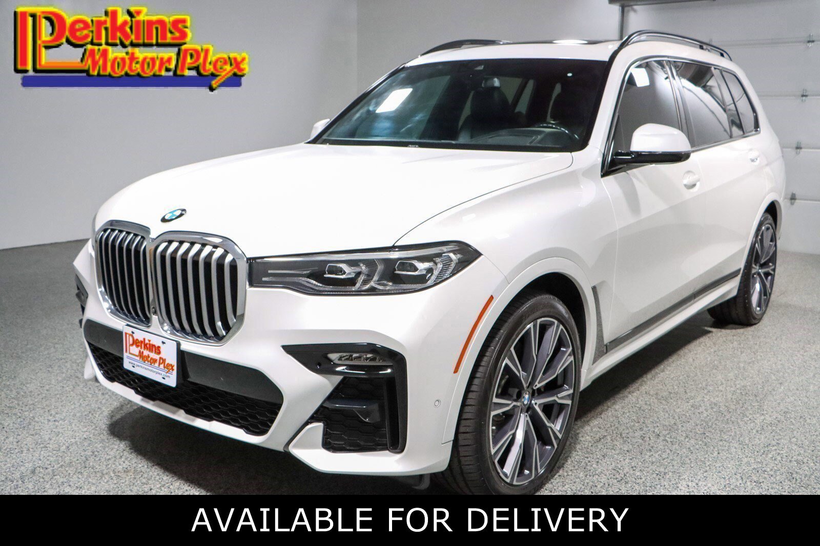 2022 BMW X7 40i's photo