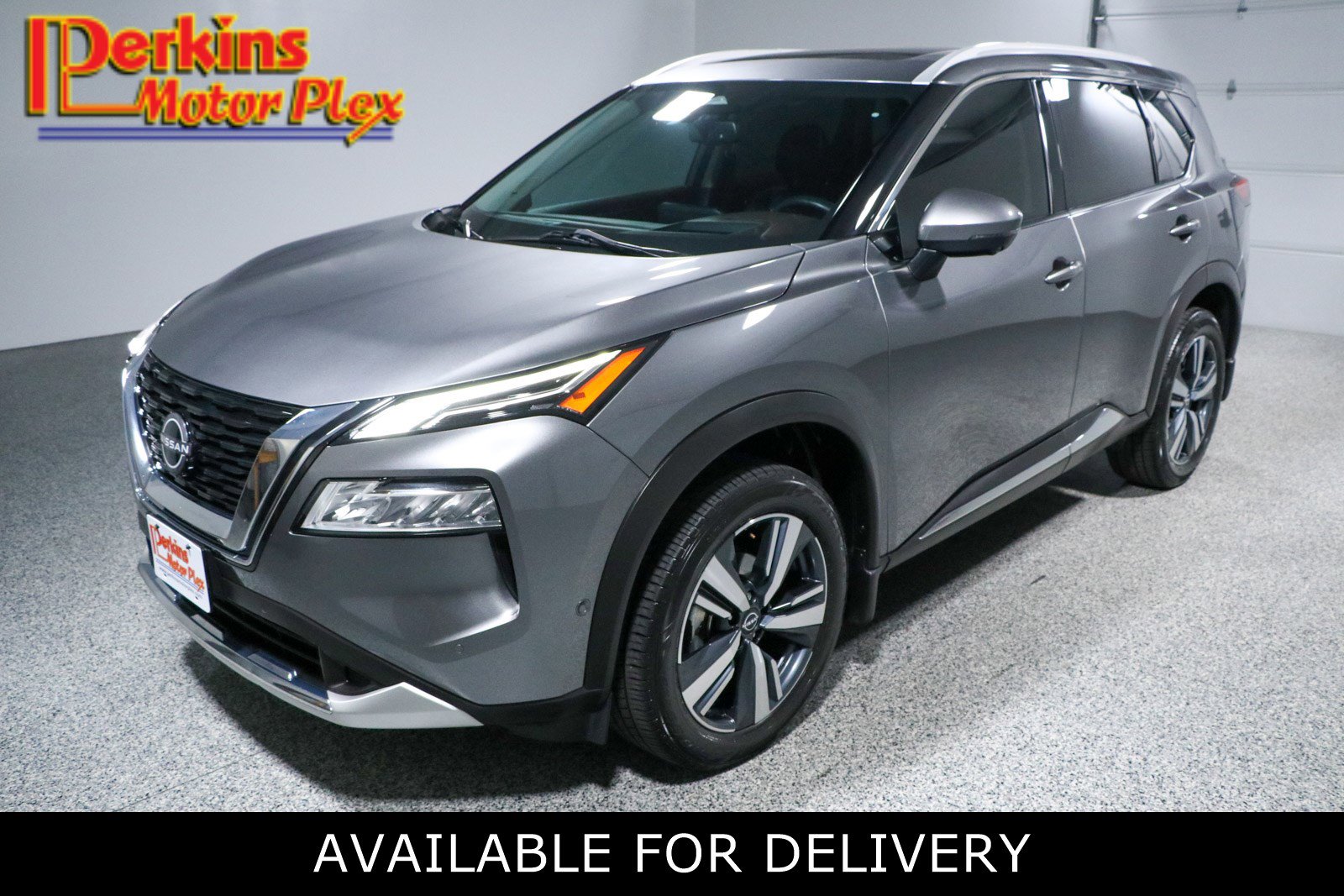 2023 Nissan Rogue Platinum's photo