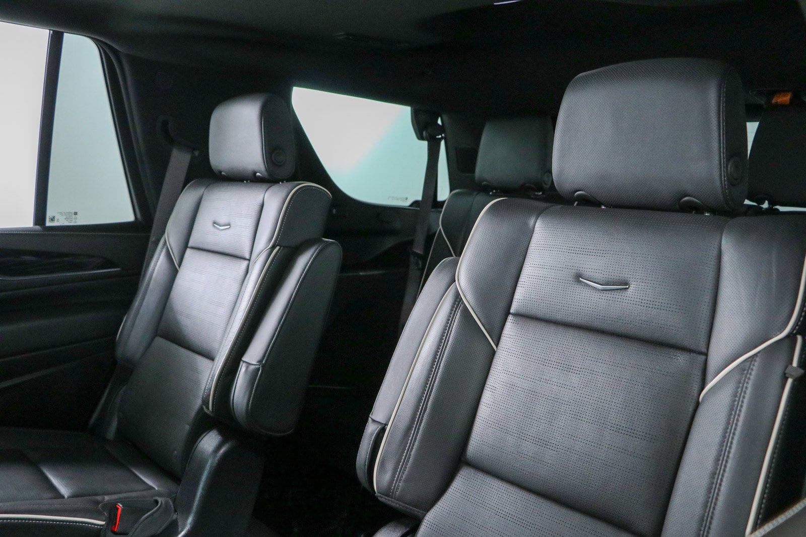2024 Cadillac Escalade Sport - Photo 29