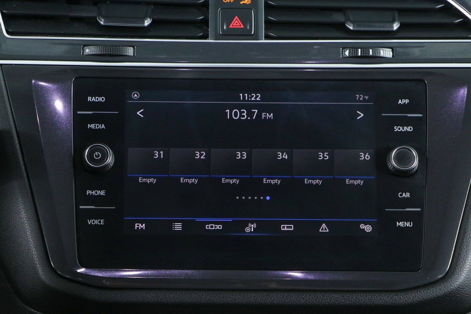 2023 Volkswagen Tiguan SE - Photo 19