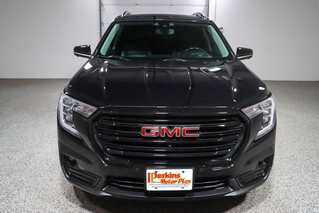 Used 2022 GMC Terrain SLT SUV