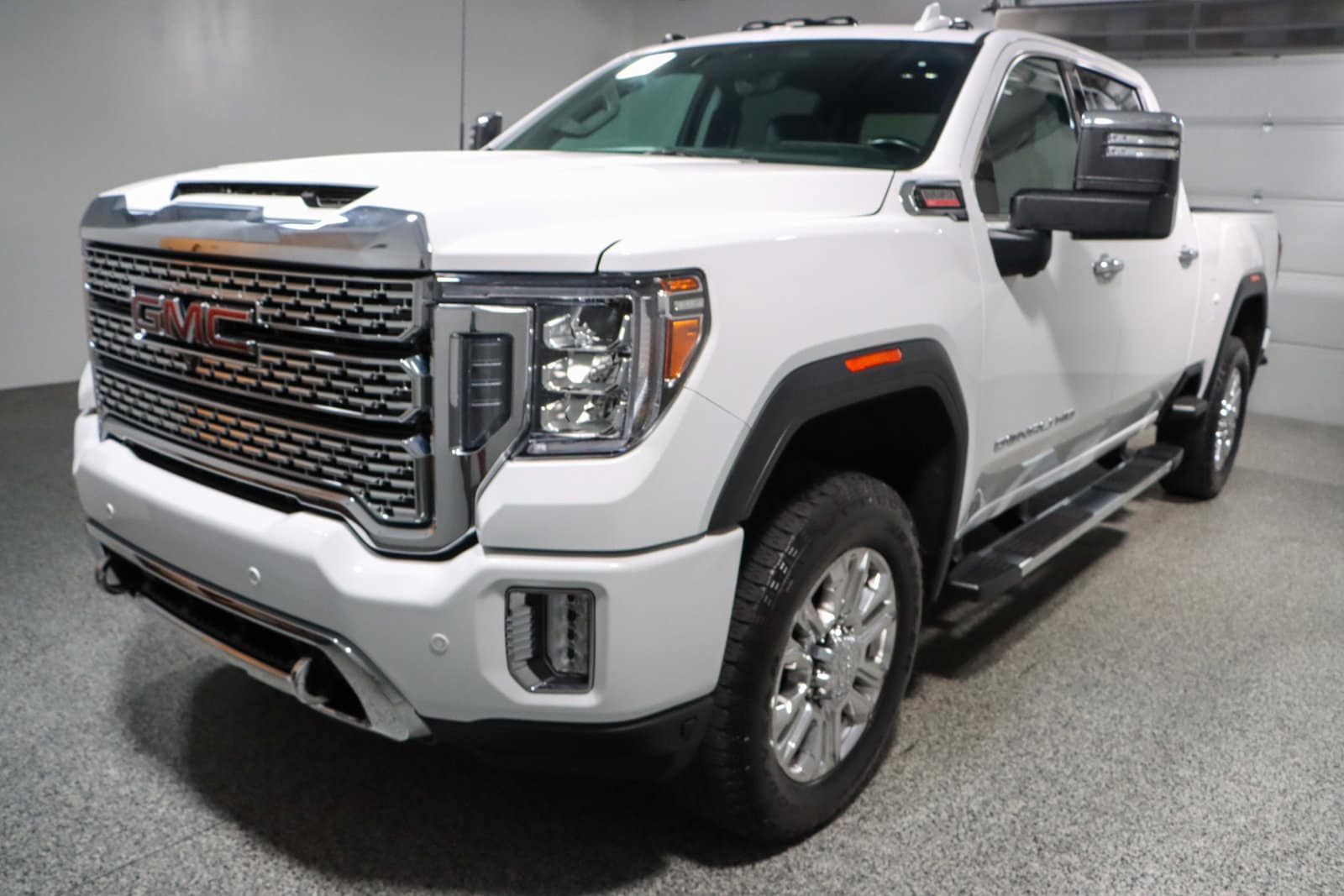 2023 GMC Sierra 2500HD Denali's photo
